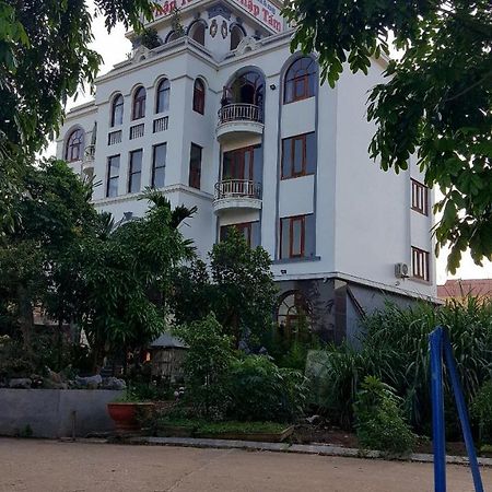 Thap Tam Royal Hotel 닌빈 외부 사진
