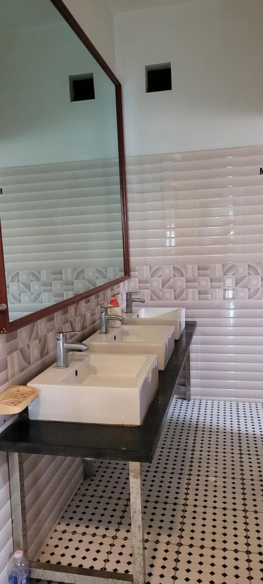 Thap Tam Royal Hotel 닌빈 외부 사진